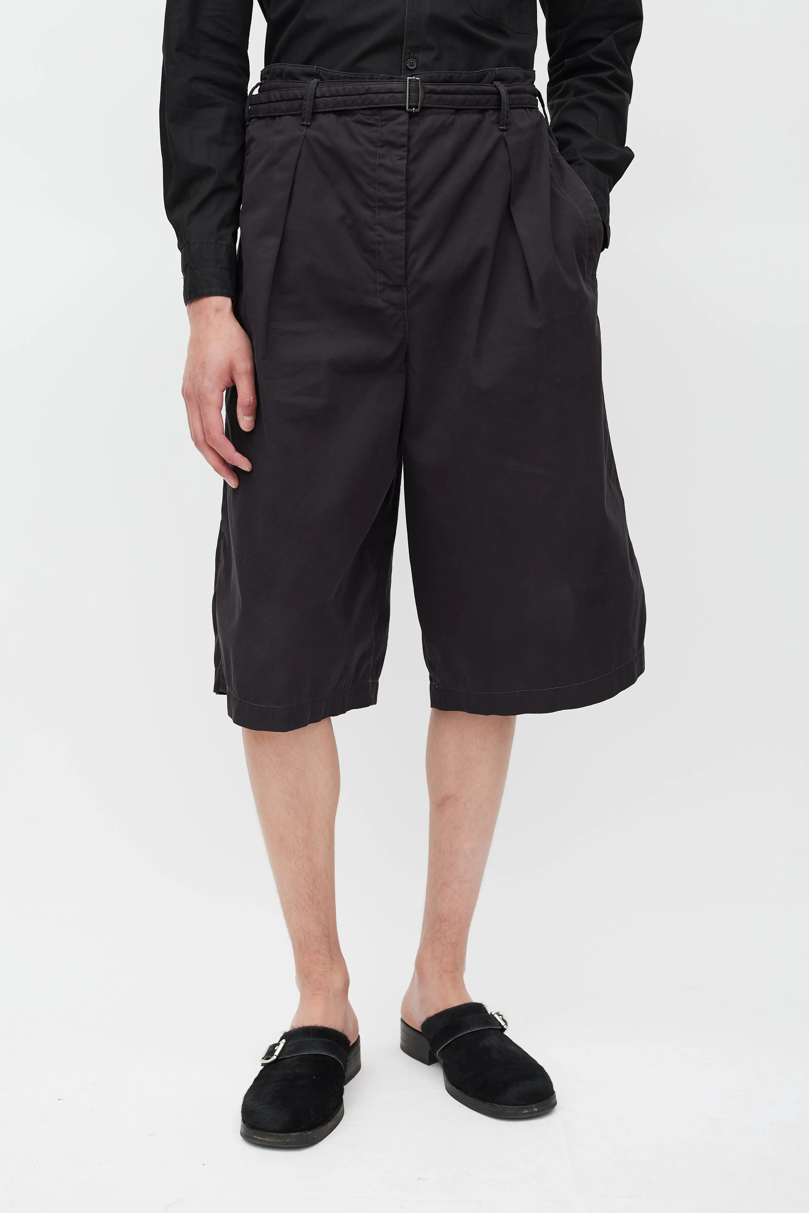 Black Wide Leg Short