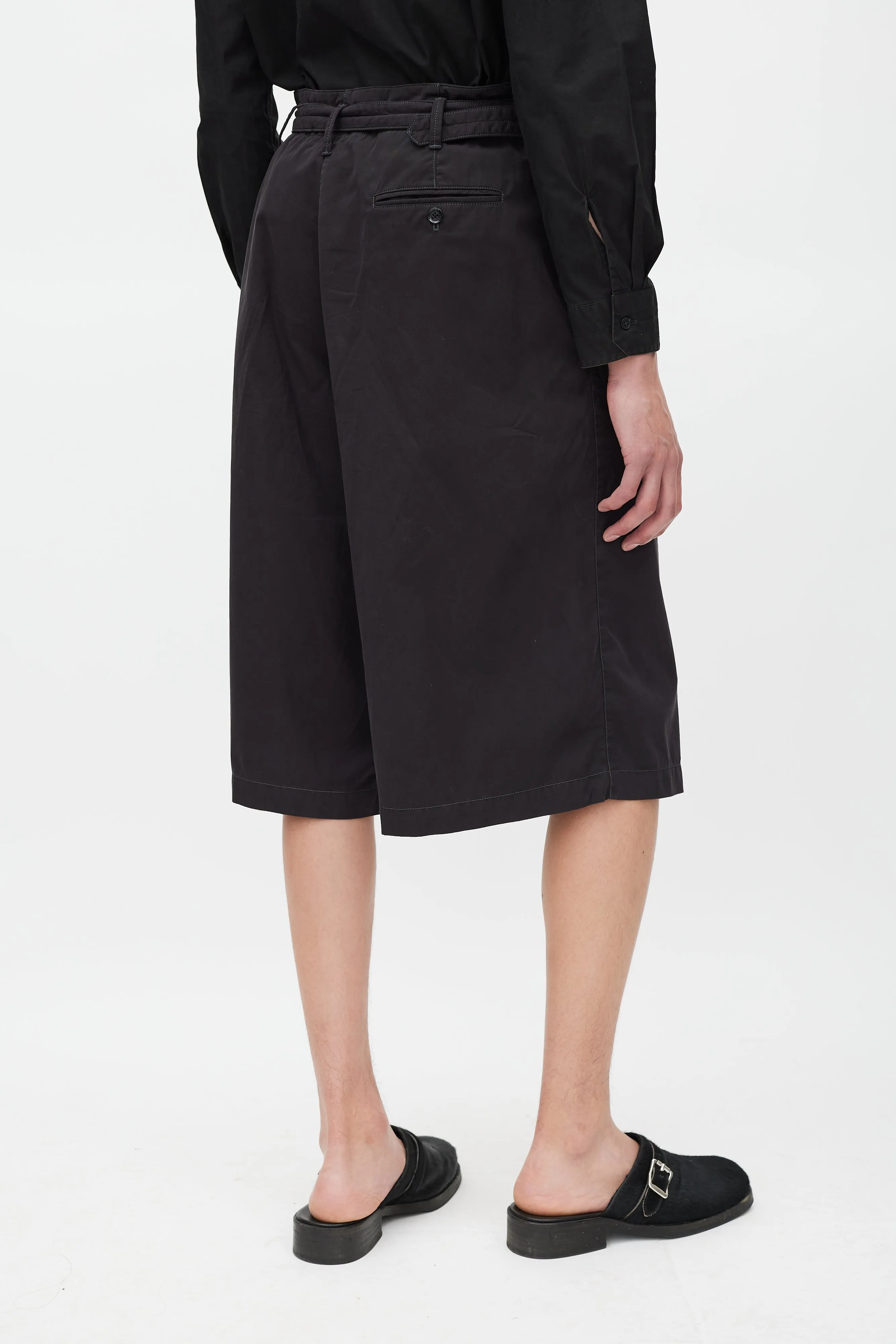 Black Wide Leg Short