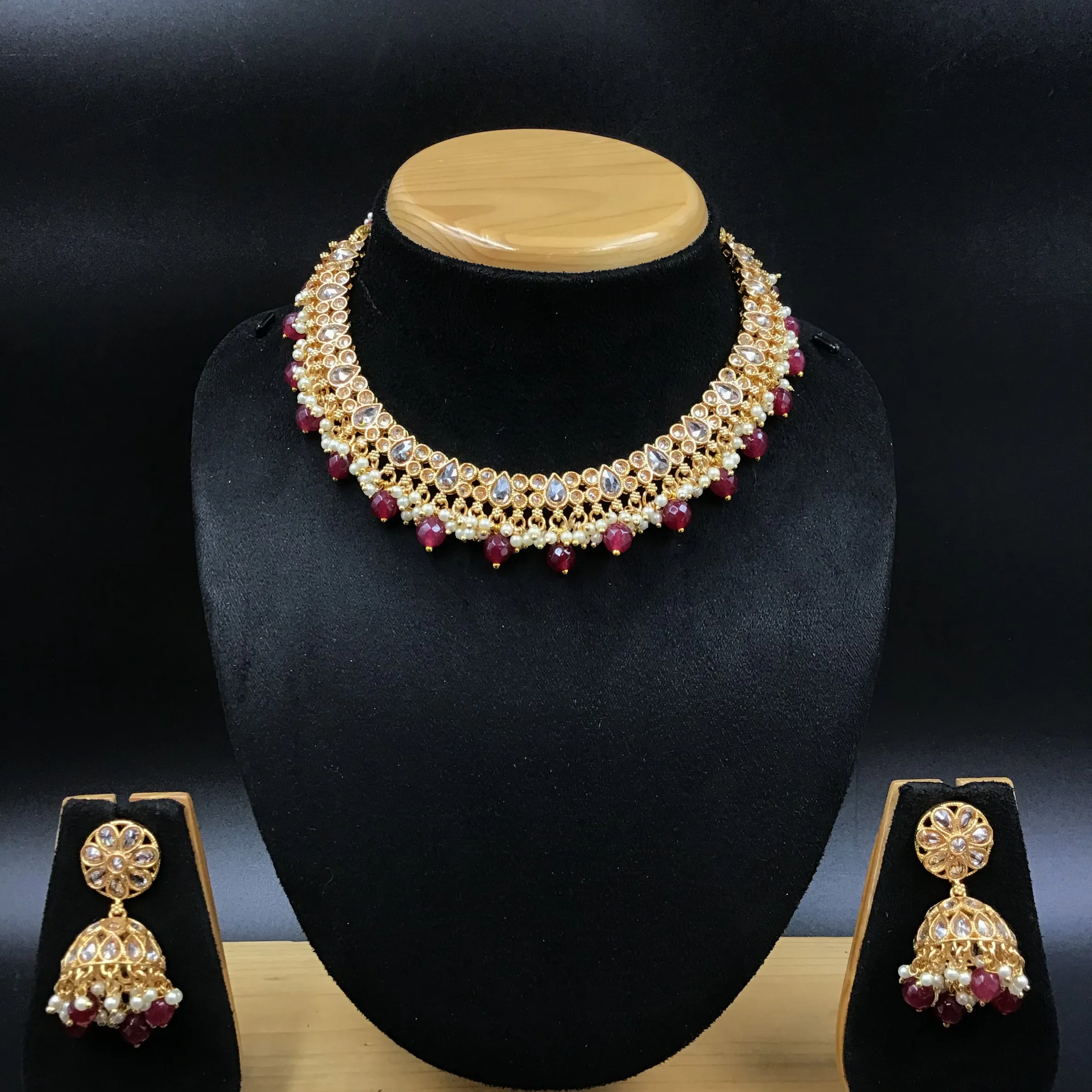 Round Neck Gold Look Necklace Set 4621-33