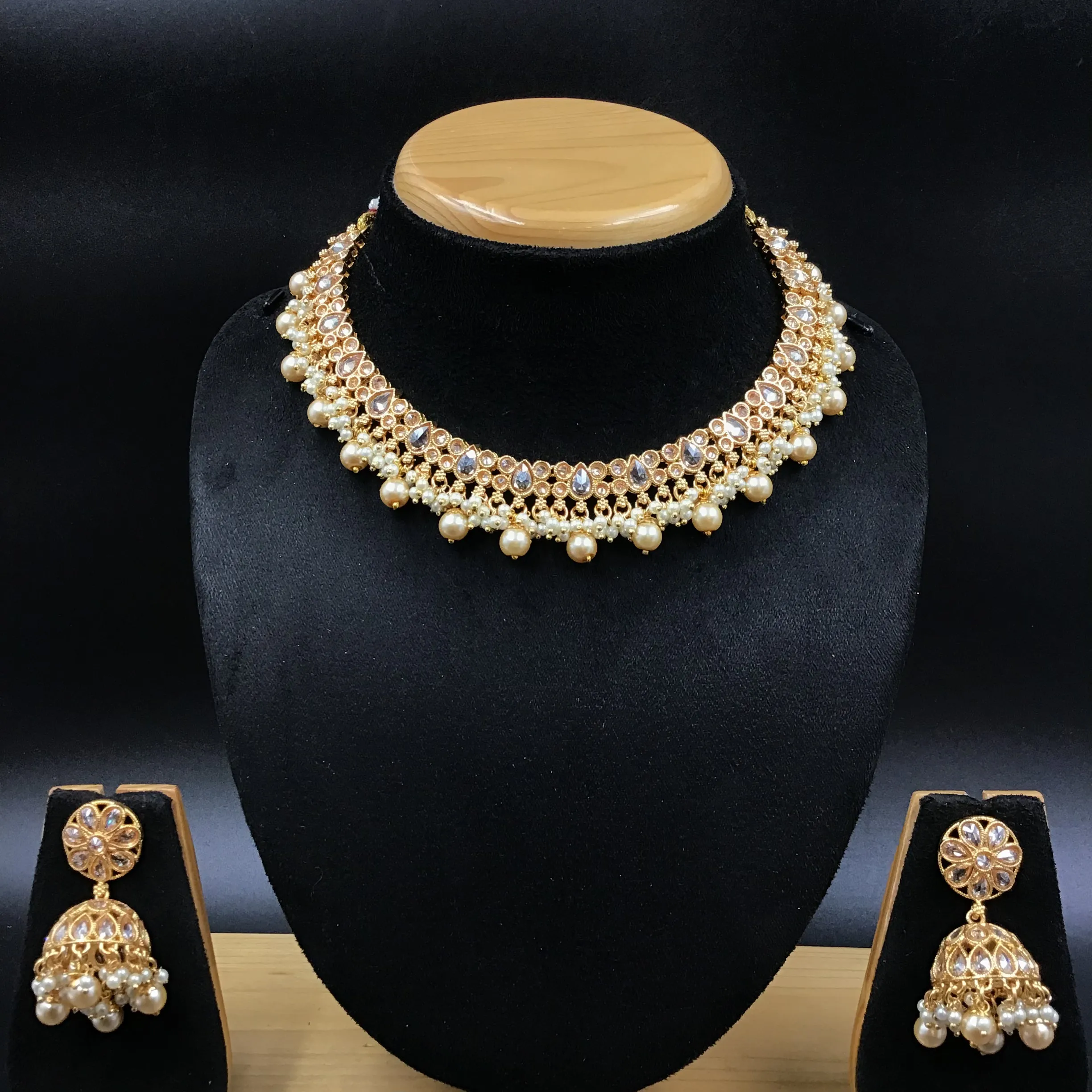 Round Neck Gold Look Necklace Set 4621-33